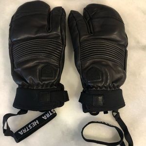 Black leather Hestra Claw mittens